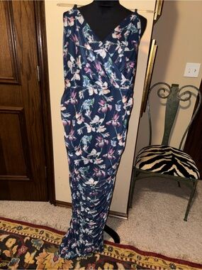 Navy Floral Sleeveless Maxi Dress by Venus